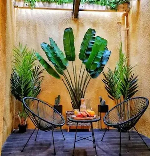 アパート Le Patio